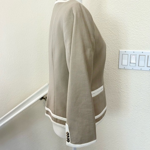NWT Pendleton Jacket Womens Size 10 White & Tan Button Down Business Blazer - Picture 2 of 10